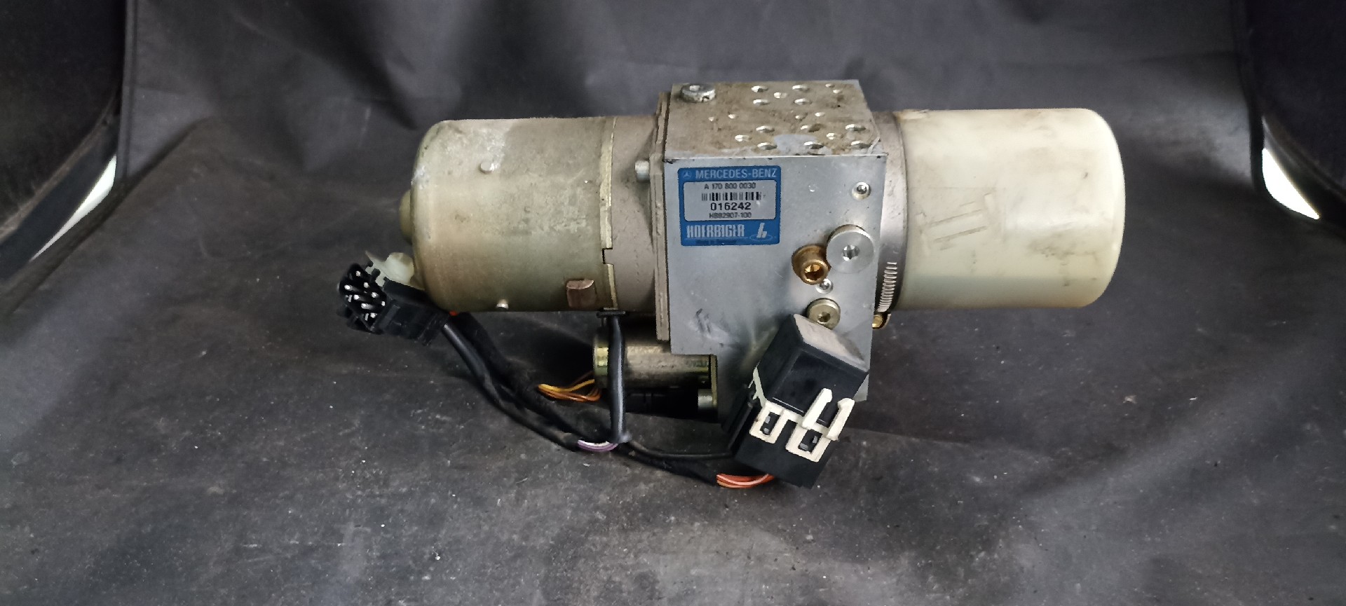 Bomba MERCEDES-BENZ SLK (R170) | 96 - 04