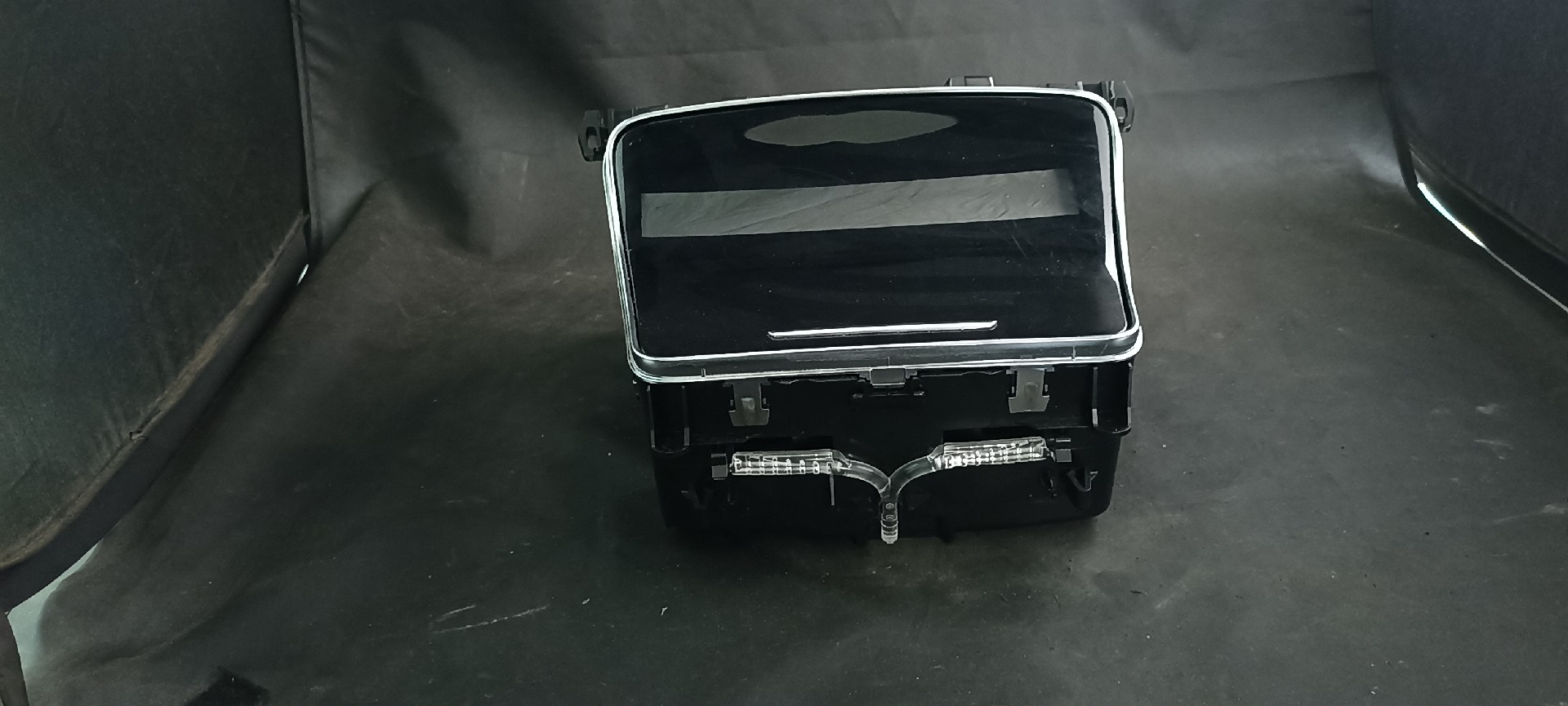 Cinzeiro MERCEDES-BENZ C-CLASS (W205) | 13 - 