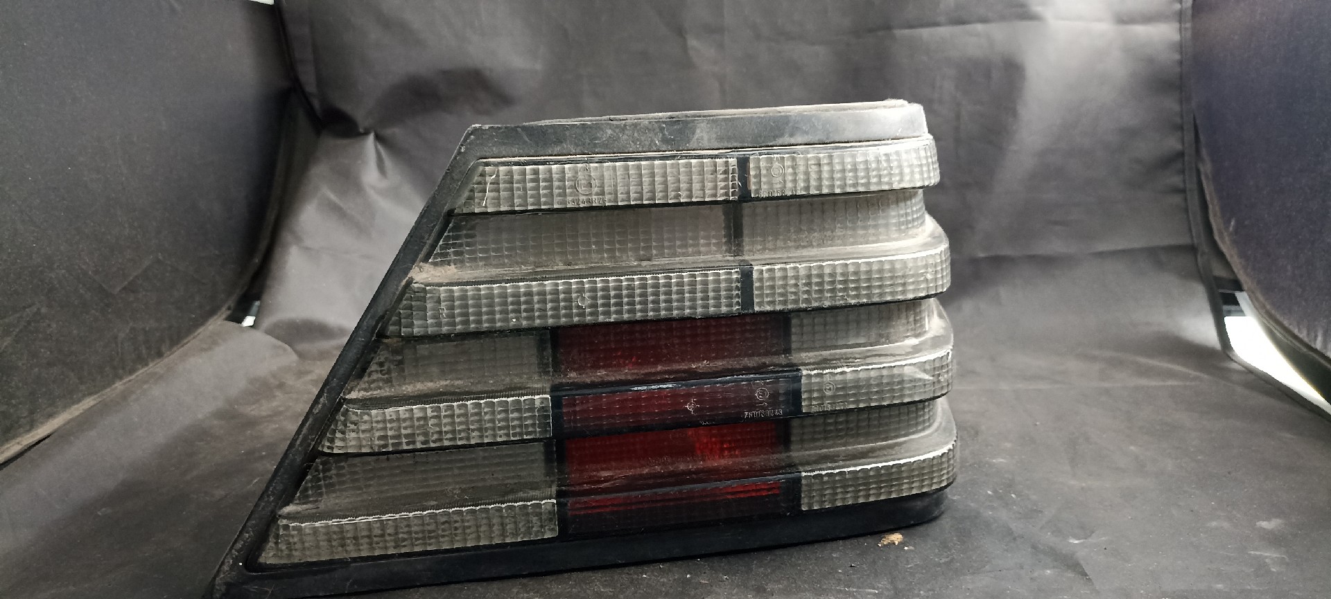 Farolim De Stop MERCEDES-BENZ E-CLASS (W124) | 93 - 96