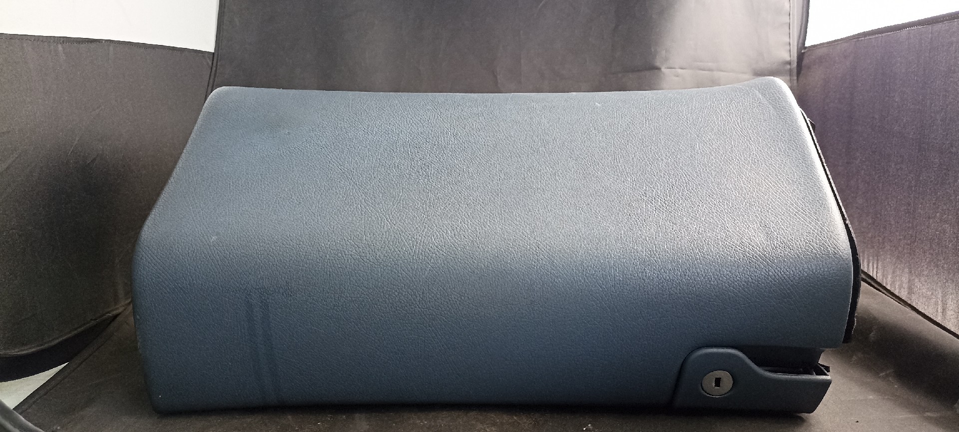 Porta Luvas MERCEDES-BENZ C-CLASS (W203) | 00 - 07