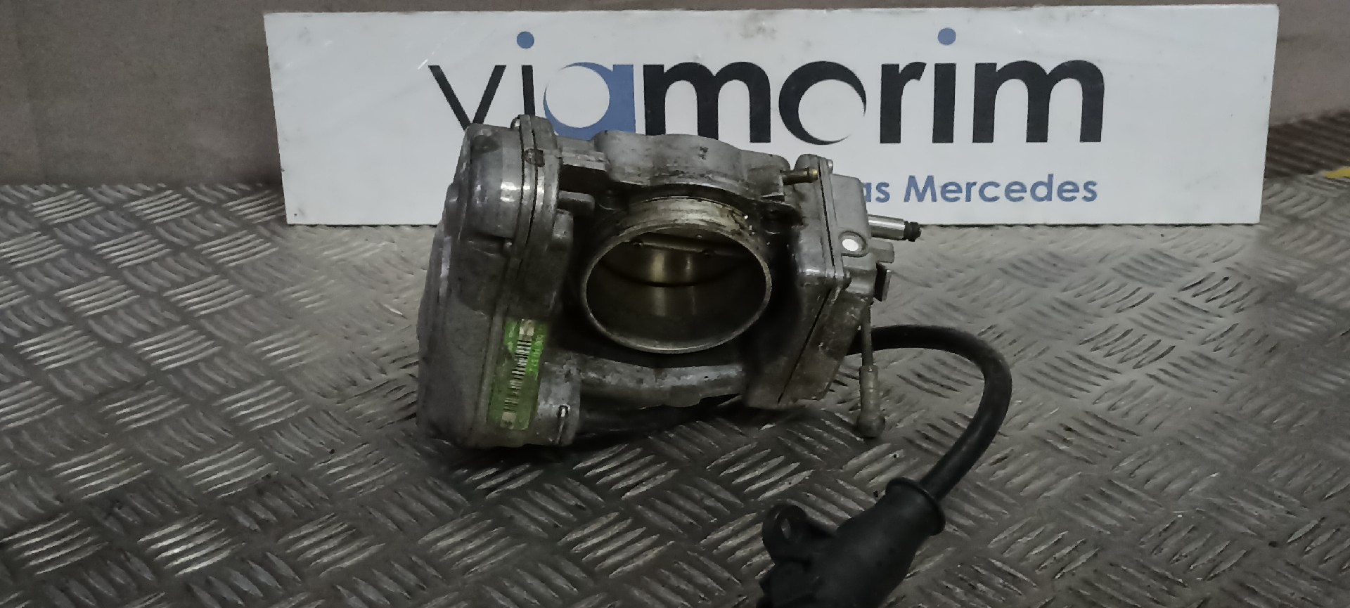 Borboleta MERCEDES-BENZ C-CLASS (W202) | 93 - 00