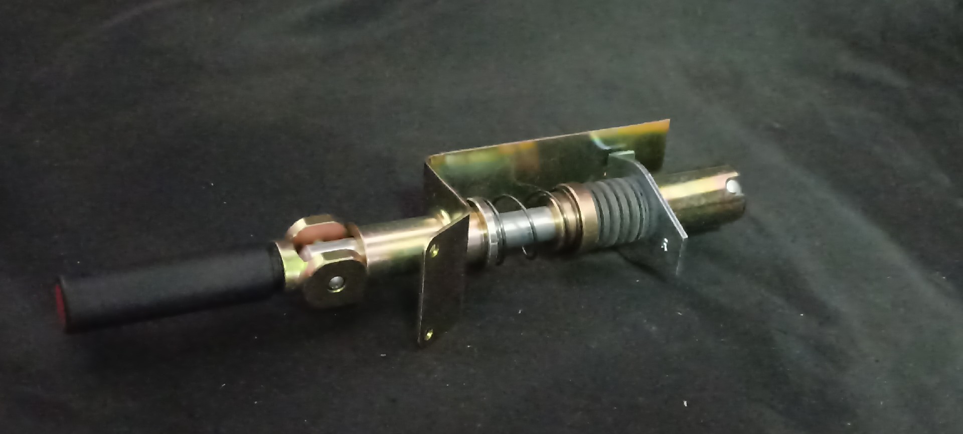 Fecho Banco MERCEDES-BENZ VITO Caixa (638) | 97 - 03