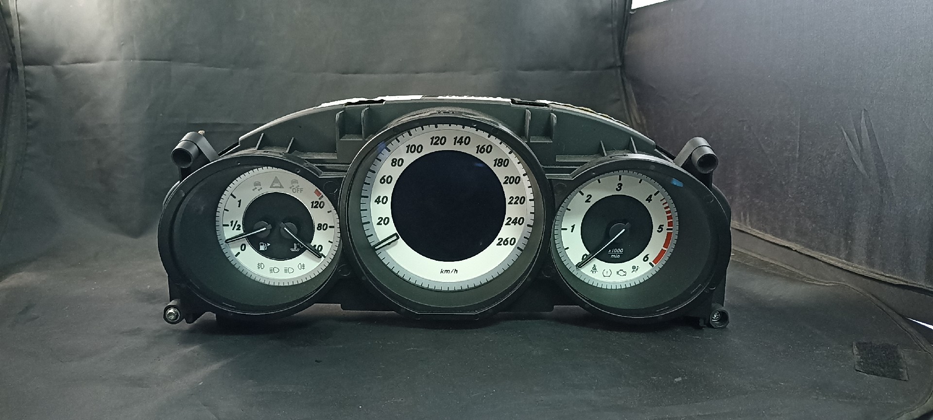 Painel Instrumentos MERCEDES-BENZ CLS (C218) | 11 - 17