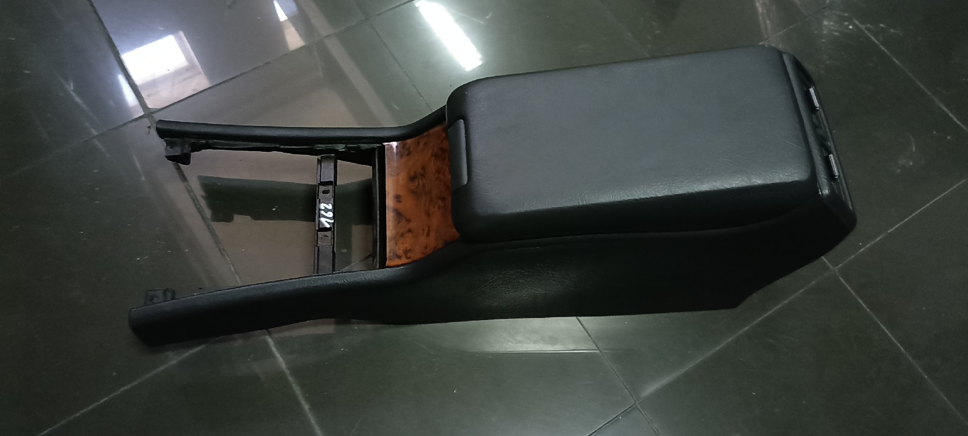 Apoio Braço MERCEDES-BENZ E-CLASS (W210) | 95 - 03