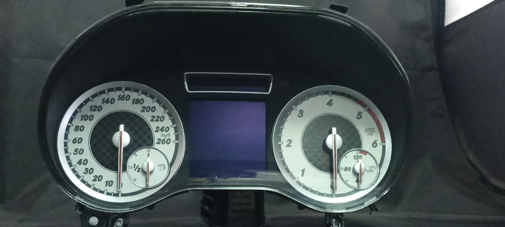 Painel Instrumentos MERCEDES-BENZ A-CLASS (W176) | 12 - 18