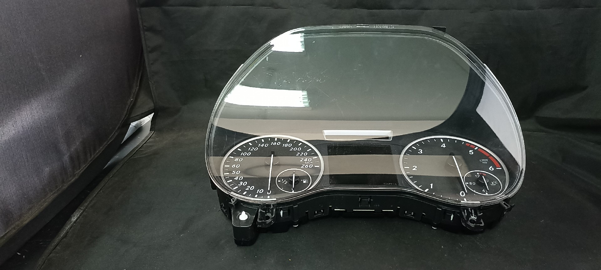 Painel Instrumentos MERCEDES-BENZ A-CLASS (W176) | 12 - 18