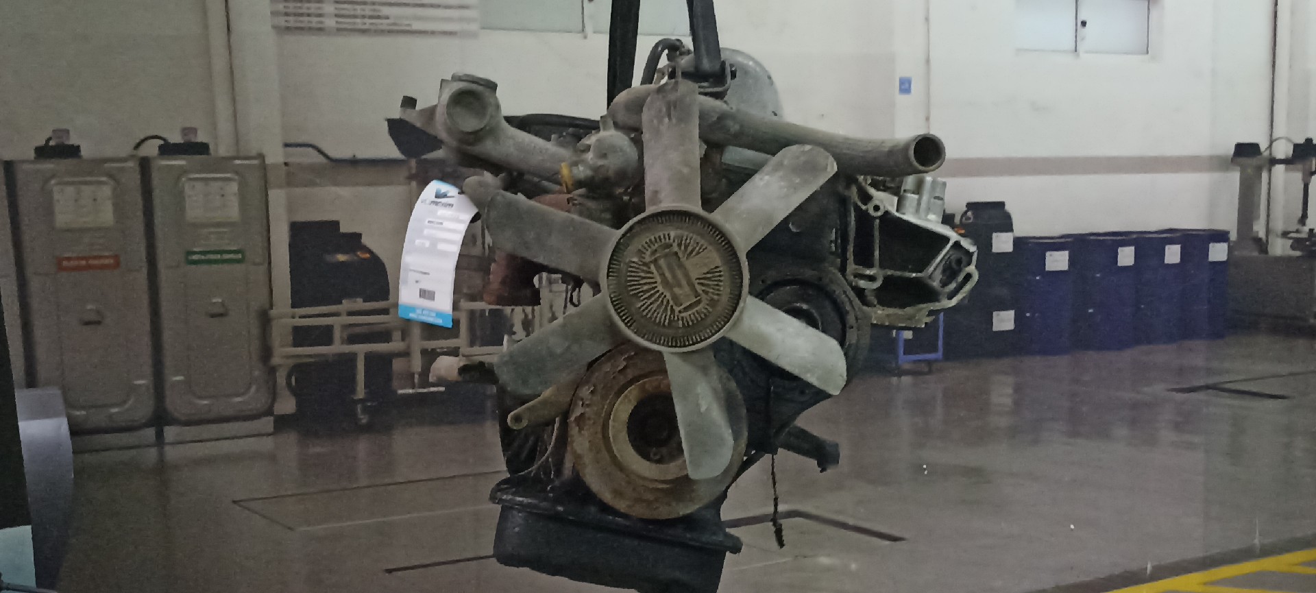 Motor MERCEDES-BENZ TRÊS VOLUMES (W123) | 76 - 85