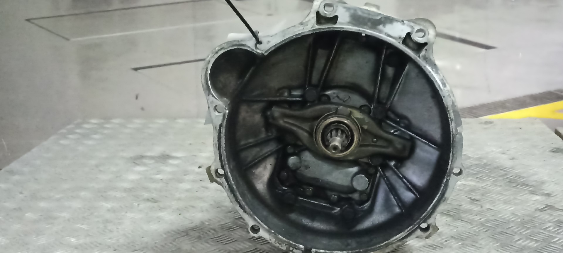 Caixa de Velocidades MERCEDES-BENZ COUPE (C123) | 77 - 85