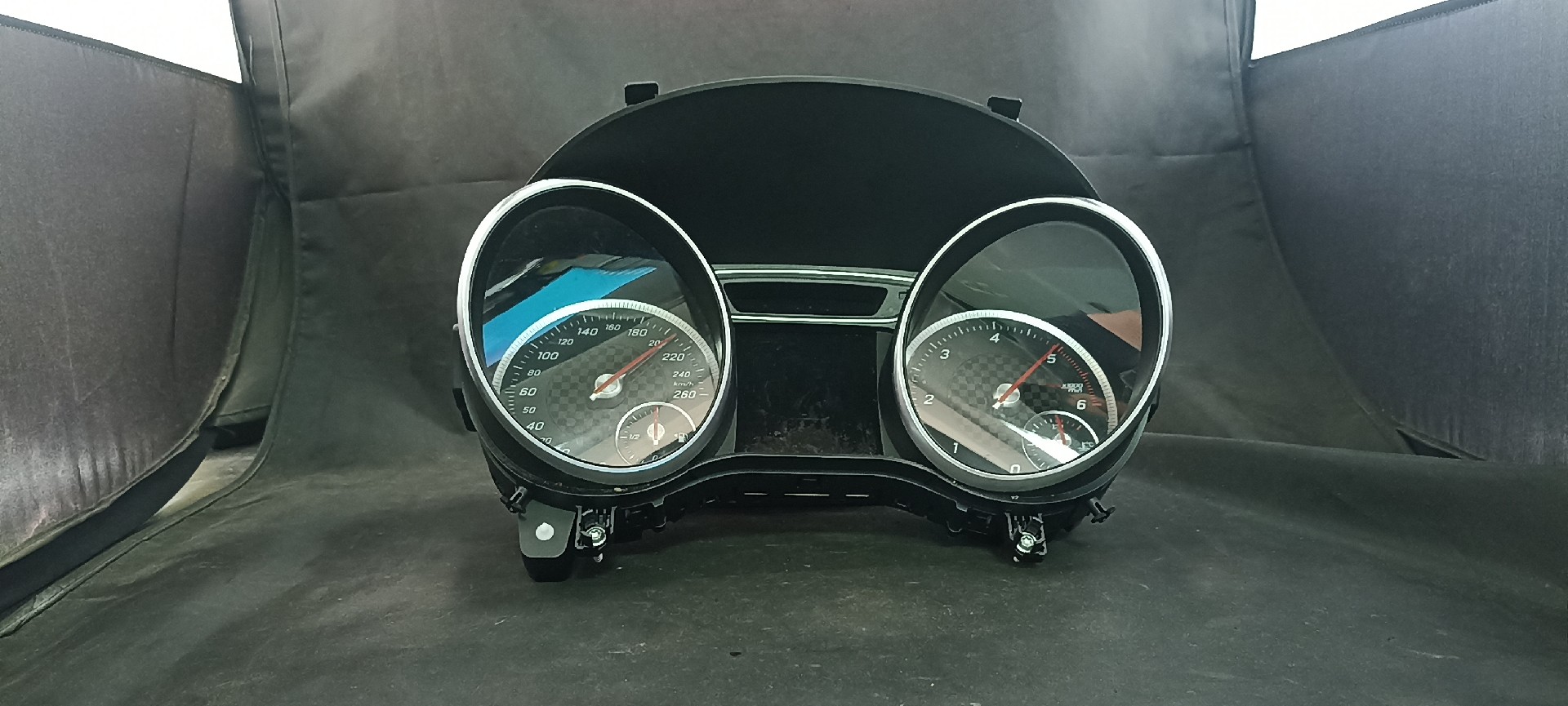 Painel Instrumentos MERCEDES-BENZ A-CLASS (W176) | 12 - 18