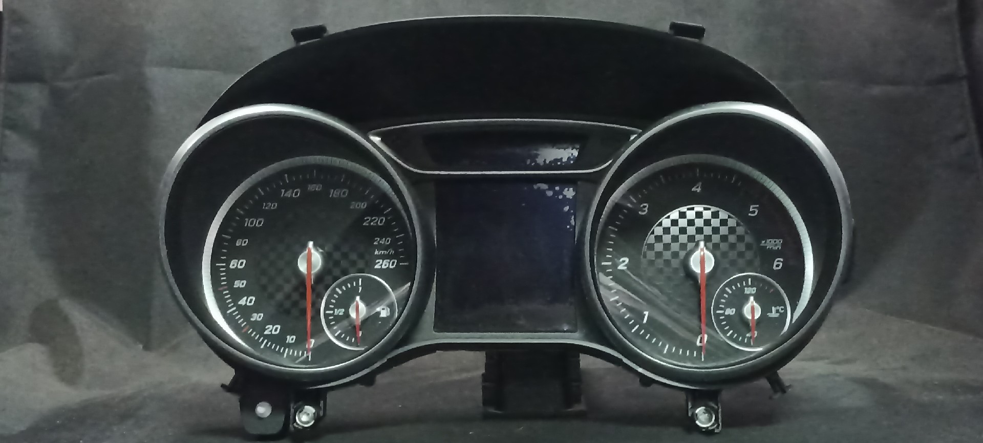 Painel Instrumentos MERCEDES-BENZ A-CLASS (W176) | 12 - 18