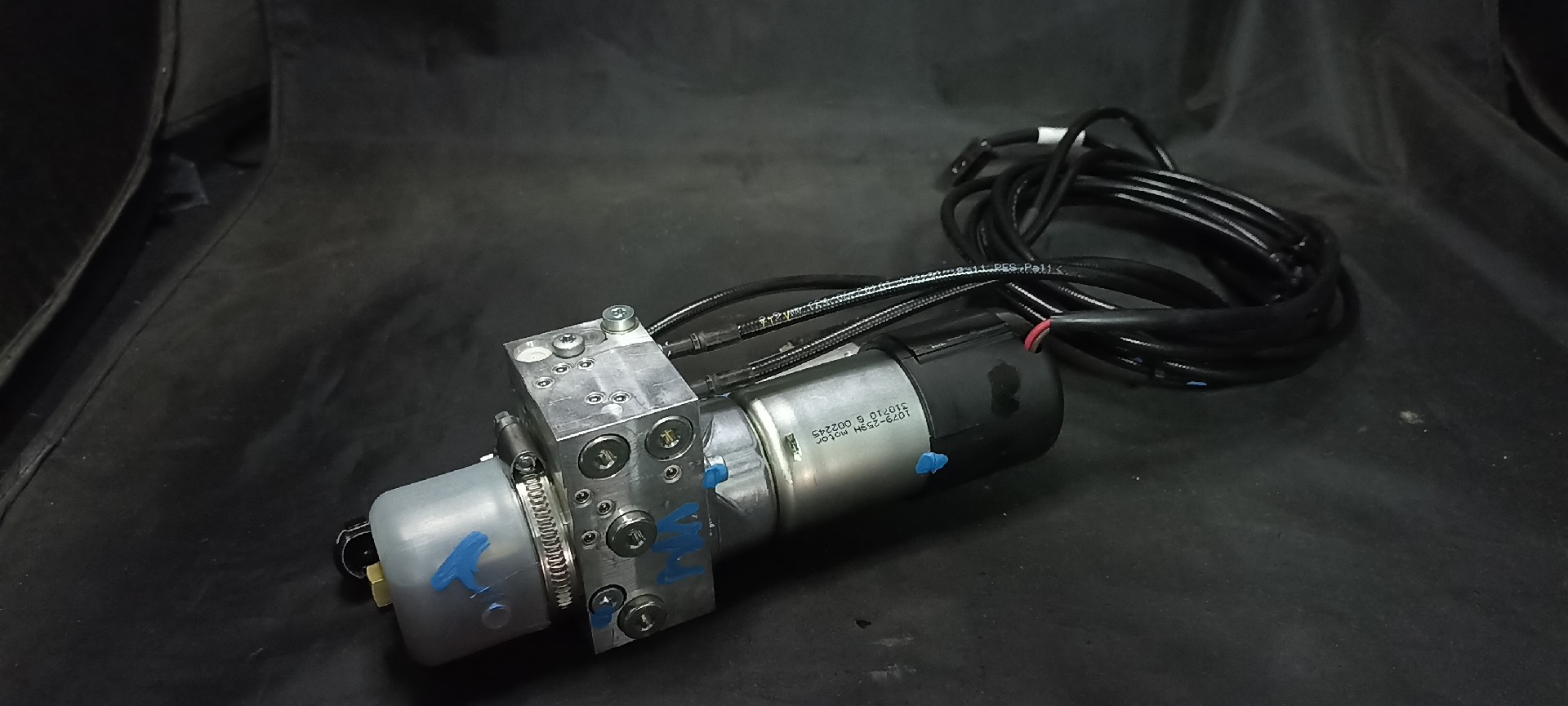 Bomba MERCEDES-BENZ R-CLASS (W251, V251) | 05 - 17