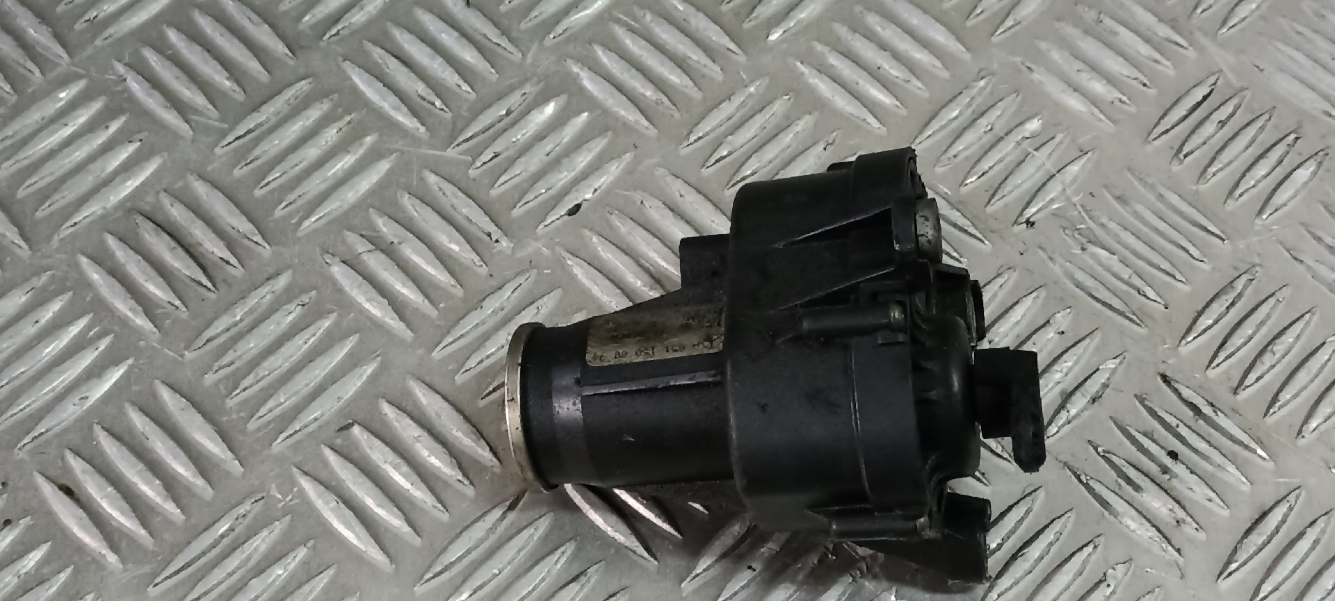 Windscreen Wiper Motor MERCEDES-BENZ CLA Coupé (C117) | 13 - 19