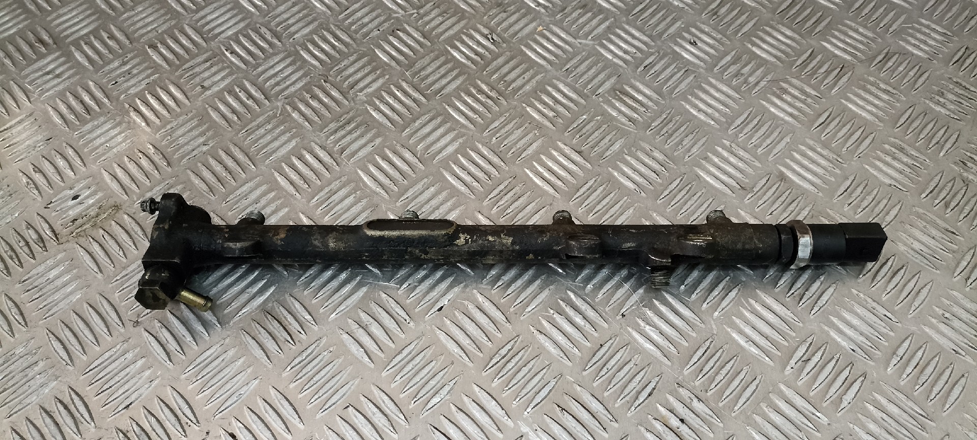 Regua de Injecao MERCEDES-BENZ C-CLASS (W202) | 93 - 00