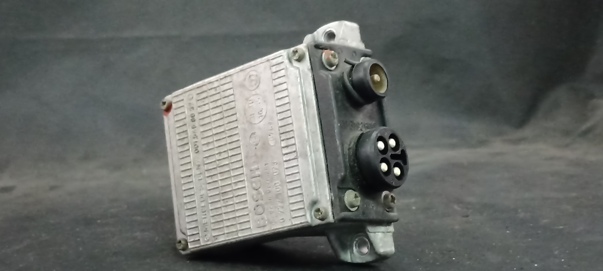Modulo Controlo MERCEDES-BENZ TRÊS VOLUMES (W123) | 76 - 85