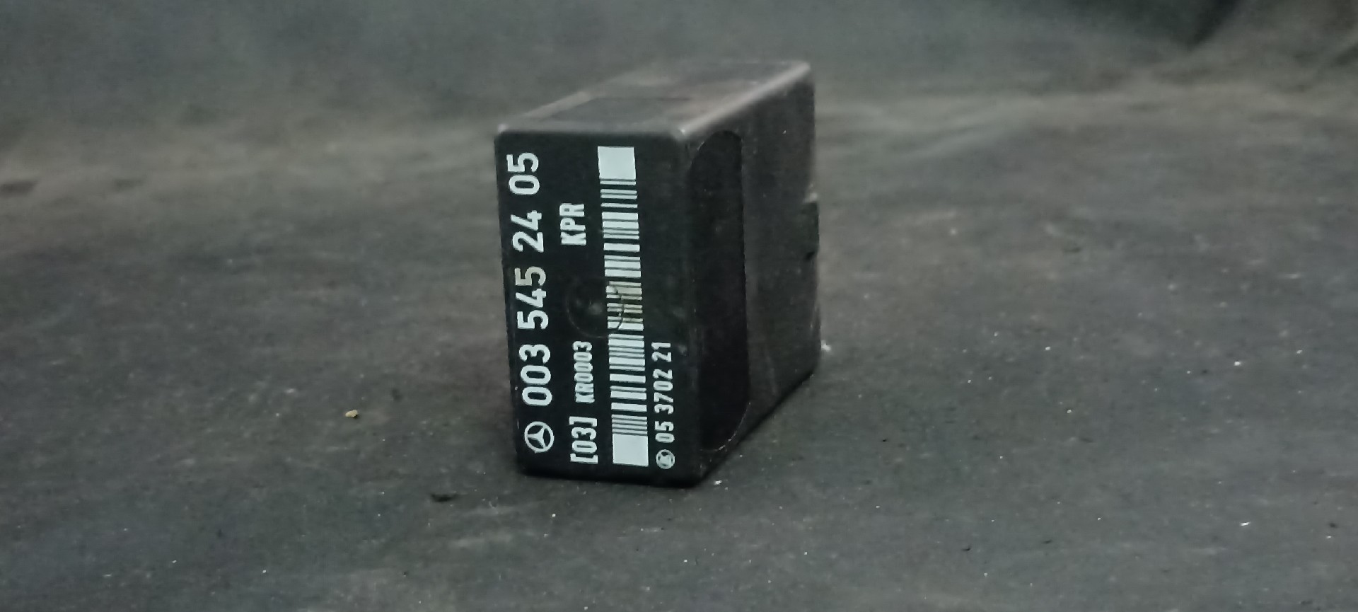 Rele MERCEDES-BENZ TRÊS VOLUMES (W123) | 76 - 85