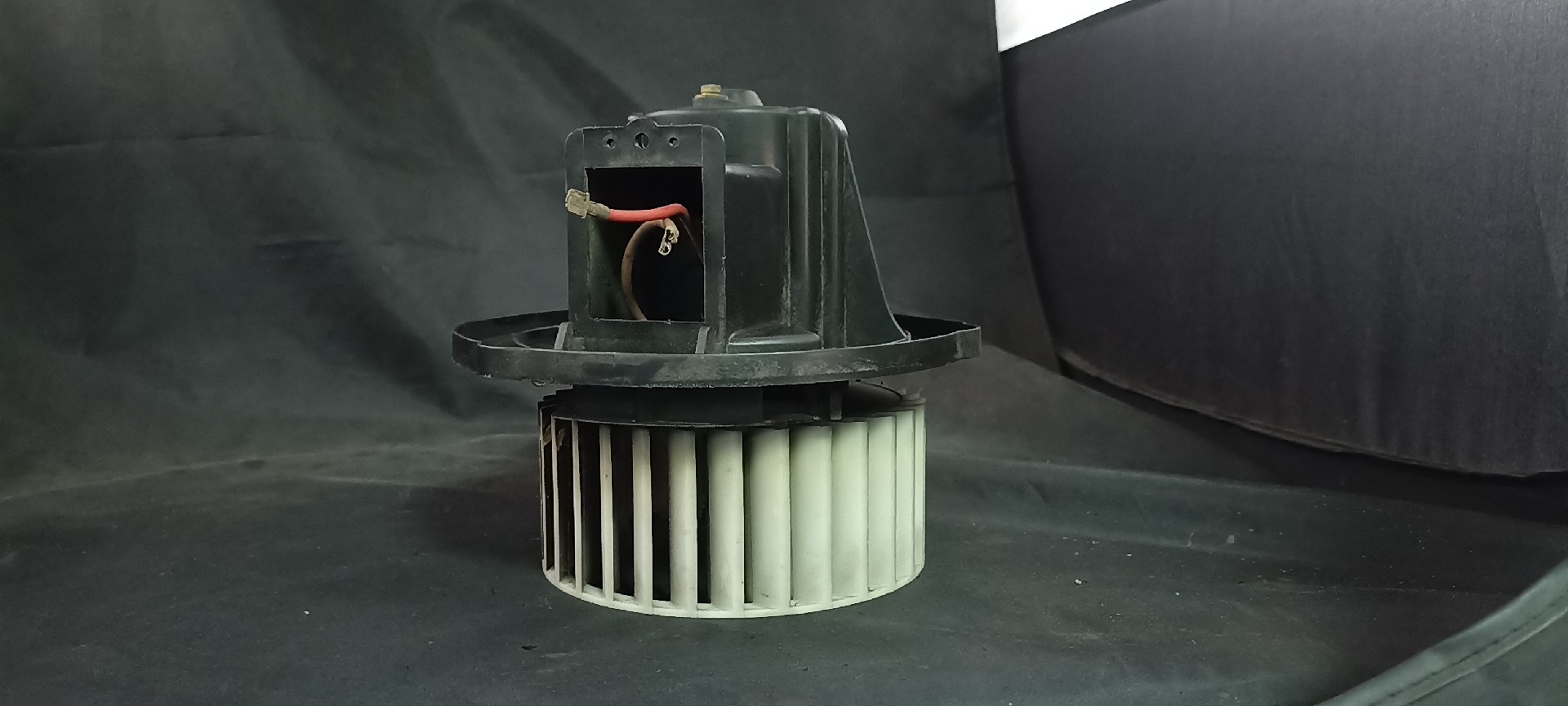 Motor Sofagem MERCEDES-BENZ TRÊS VOLUMES (W123) | 76 - 85