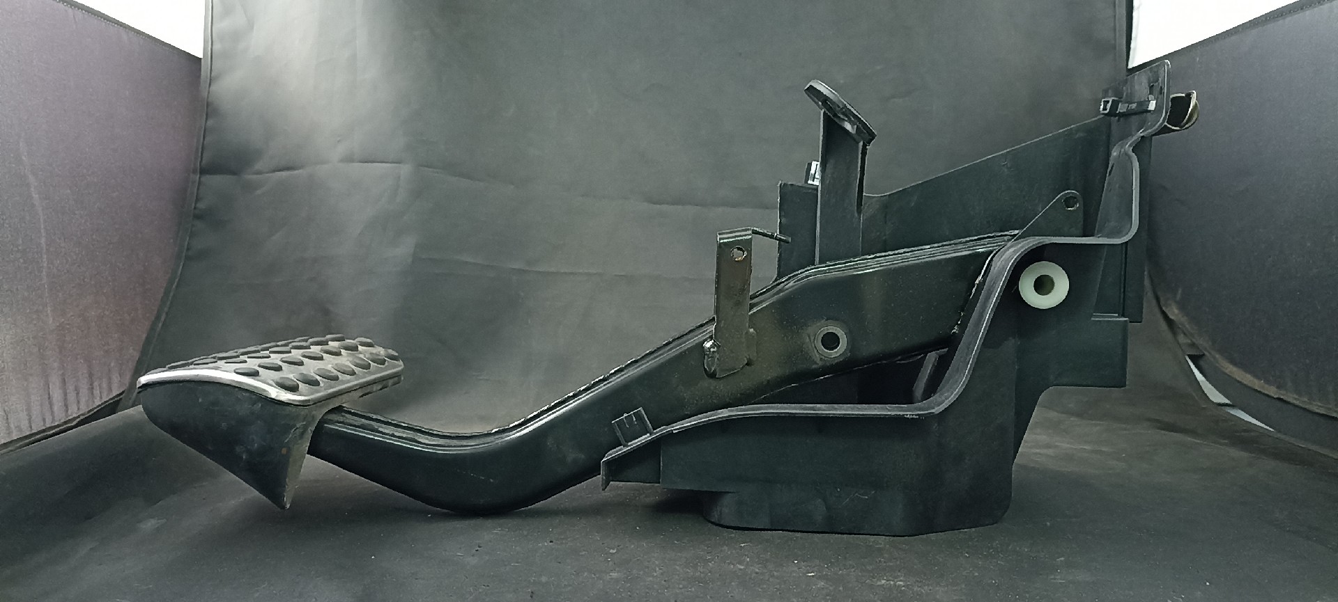 Pedal MERCEDES-BENZ CLC-CLASS (CL203) | 08 - 11