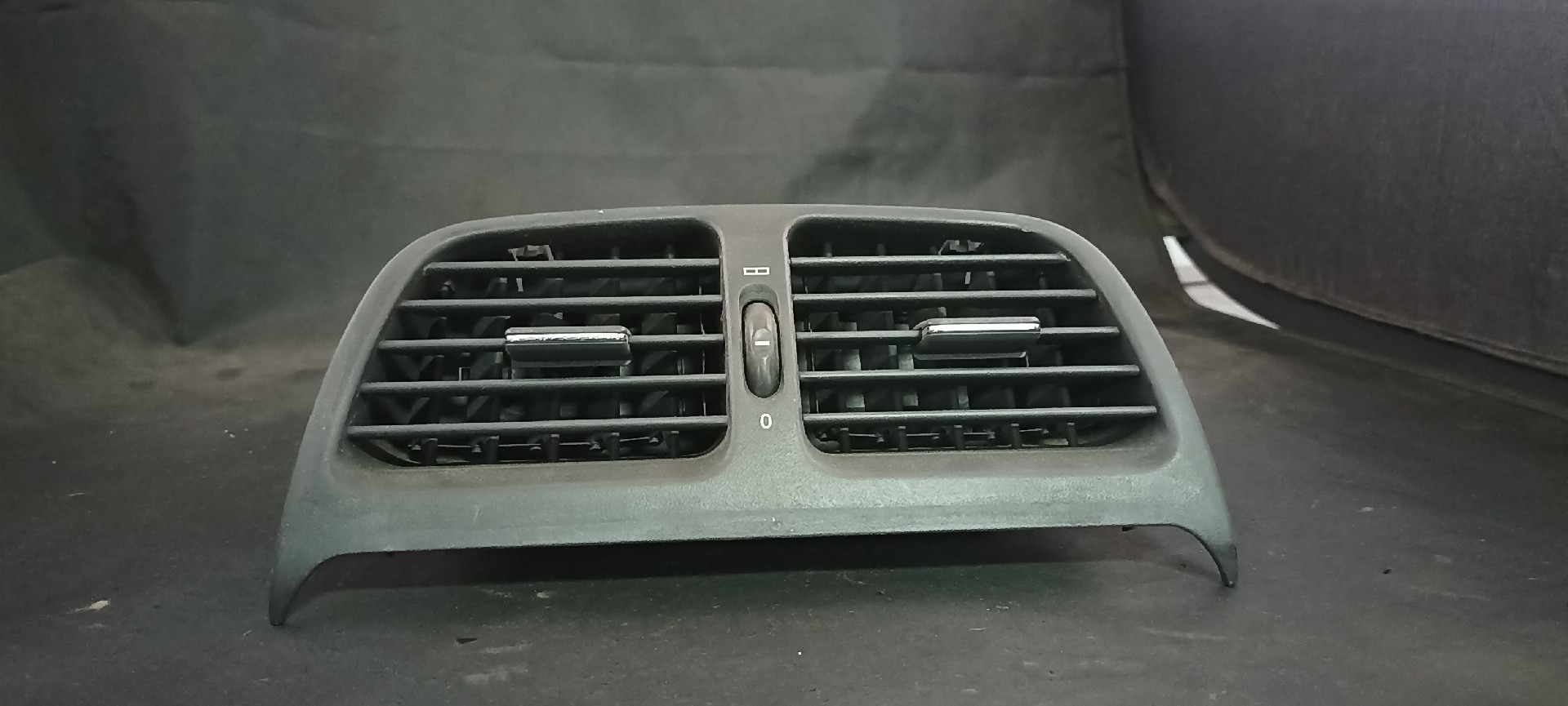 Grelha Sofagem MERCEDES-BENZ CLK Cabriolet (A208) | 98 - 02