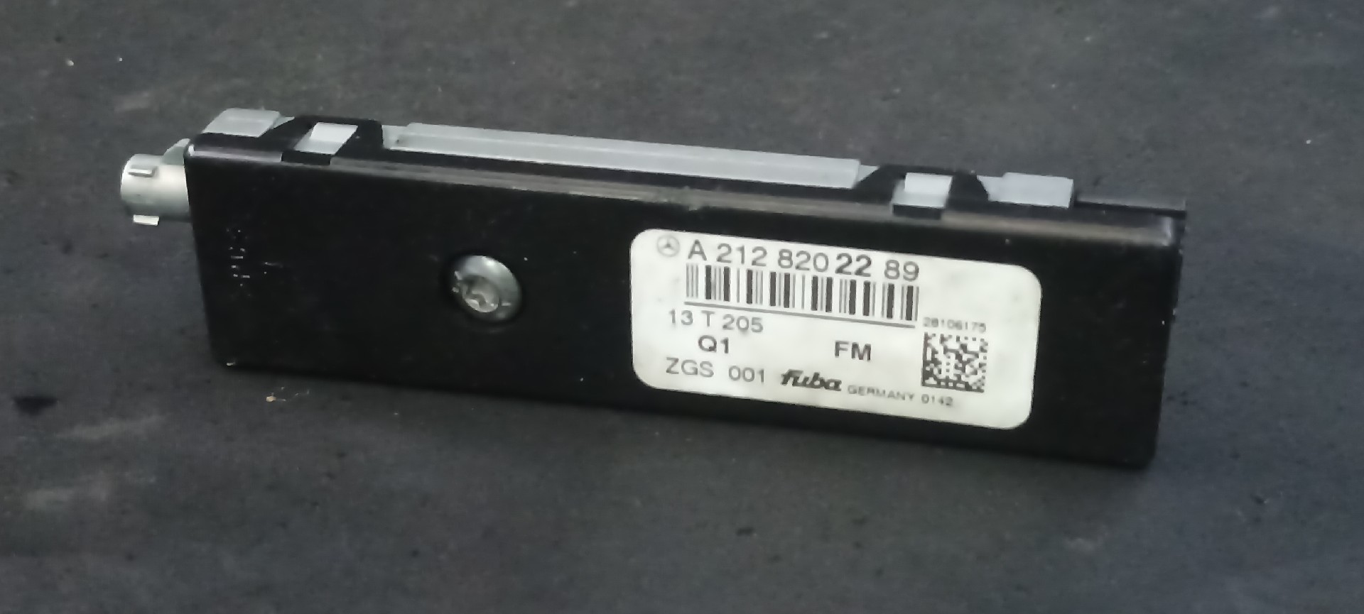 Amplificador Antena MERCEDES-BENZ E-CLASS T-Model (S212) | 09 - 16