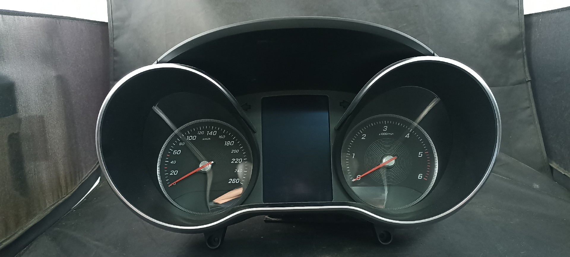Painel Instrumentos MERCEDES-BENZ C-CLASS (W205) | 13 - 