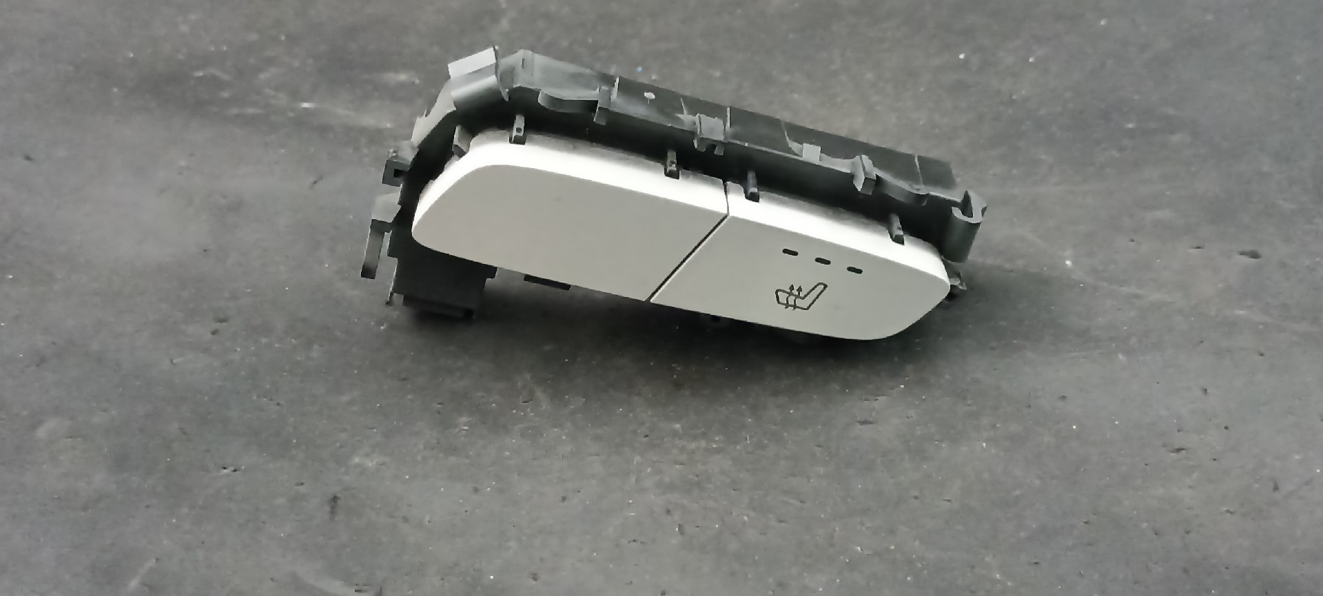 Interruptor MERCEDES-BENZ C-CLASS (W205) | 13 - 