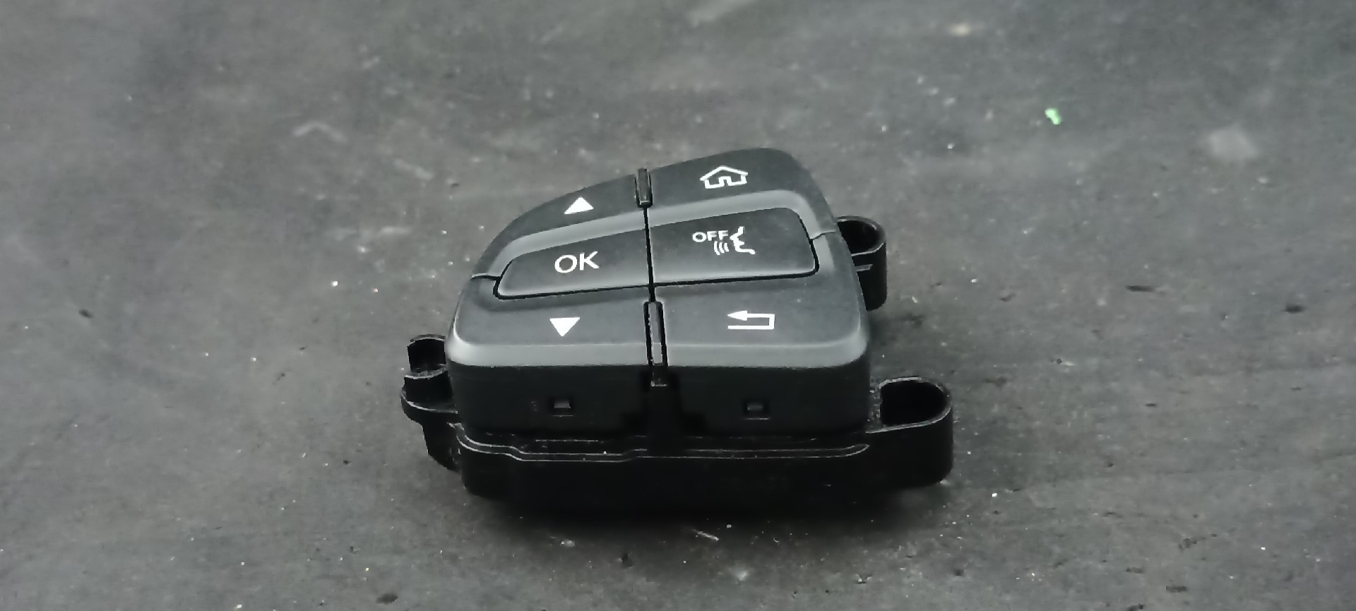 Comando Volante MERCEDES-BENZ C-CLASS (W205) | 13 - 