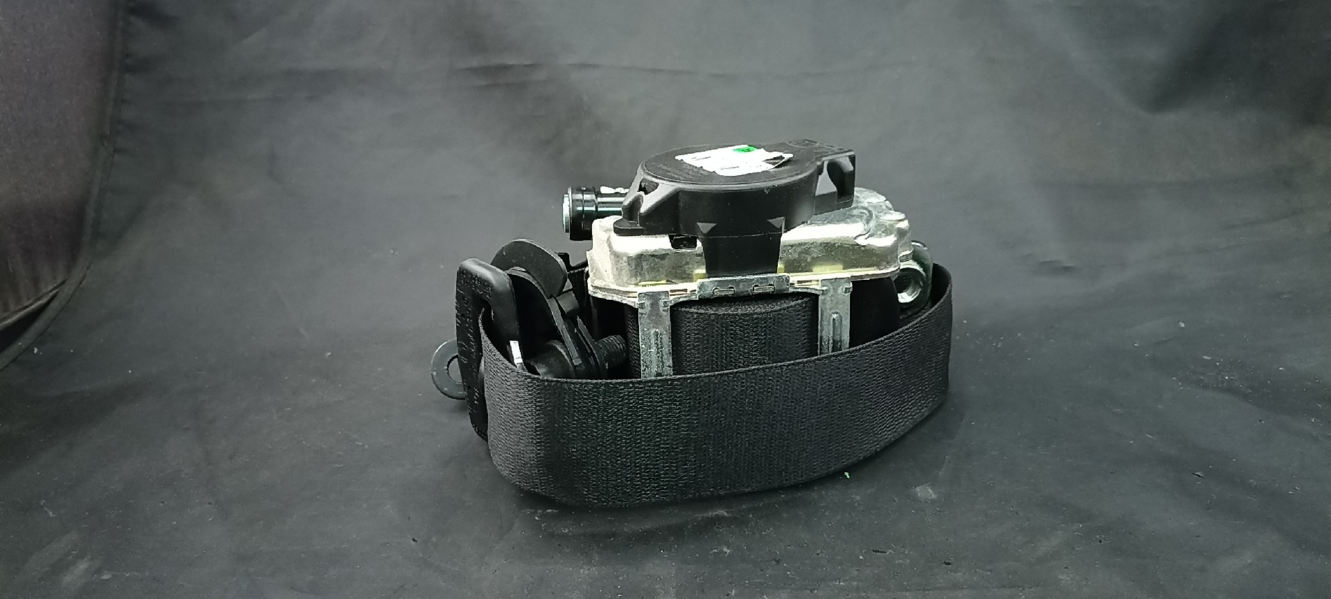 Cinto / Pré-tensor MERCEDES-BENZ C-CLASS (W205) | 13 - 