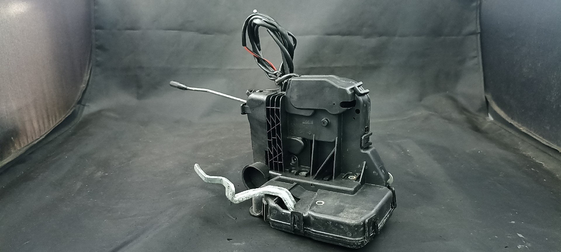 Fecho Porta MERCEDES-BENZ CLS (C219) | 04 - 11