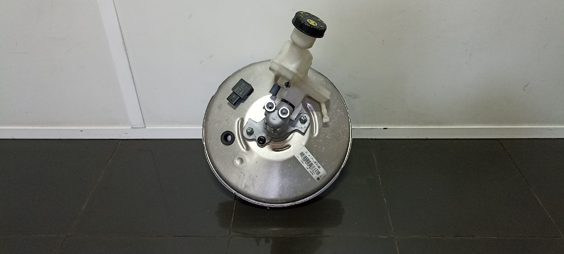Servofreio MERCEDES-BENZ A-CLASS (W177) | 18 - 