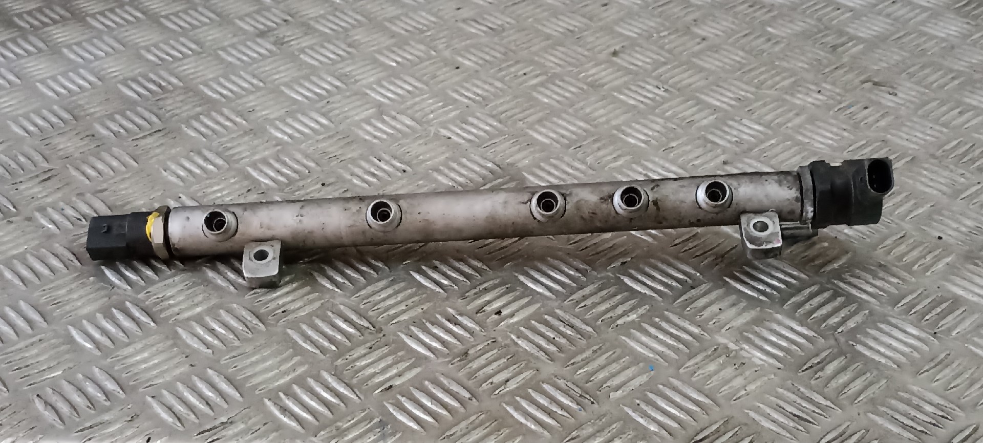 Regua de Injecao MERCEDES-BENZ A-CLASS (W169) | 04 - 12