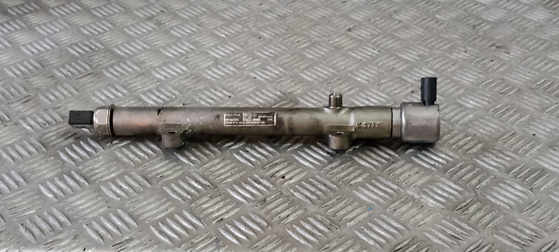 Regua de Injecao MERCEDES-BENZ C-CLASS (W204) | 07 - 15
