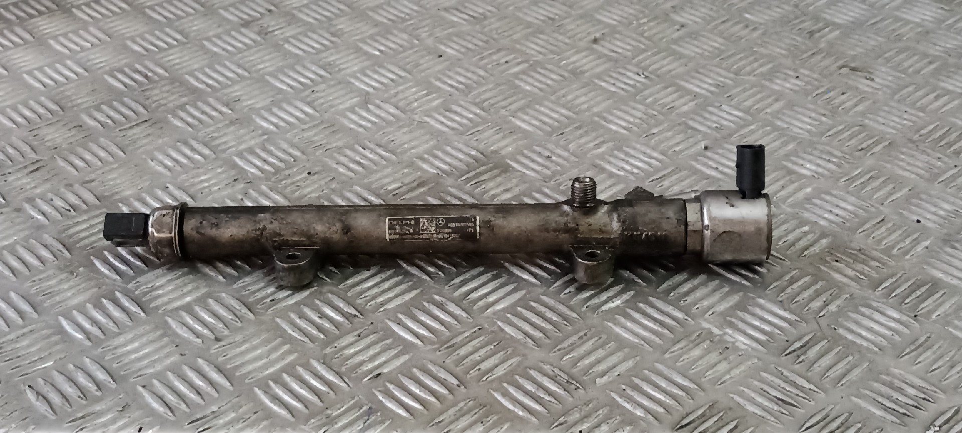 Regua de Injecao MERCEDES-BENZ C-CLASS (W204) | 07 - 15
