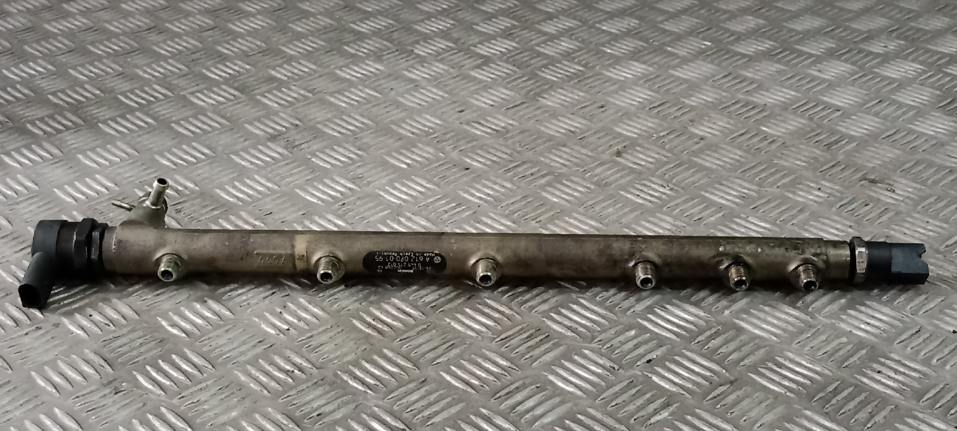 Regua de Injecao MERCEDES-BENZ E-CLASS (W211) | 02 - 09