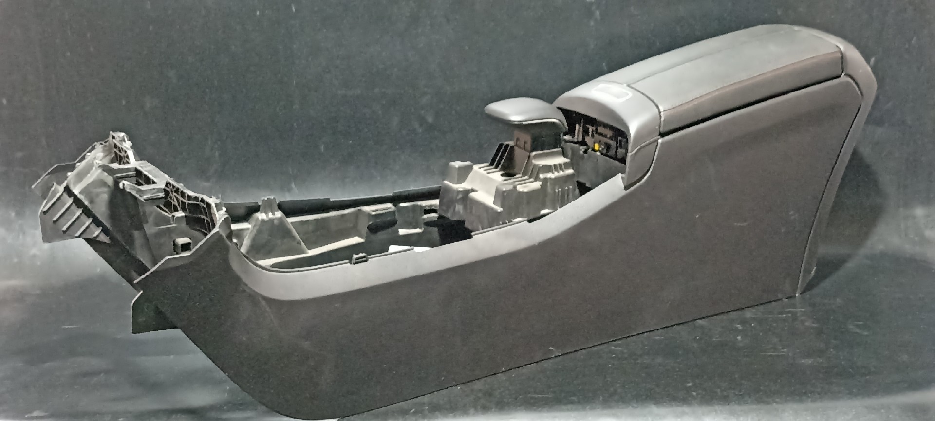 Apoio Braço MERCEDES-BENZ A-CLASS (W177) | 18 - 