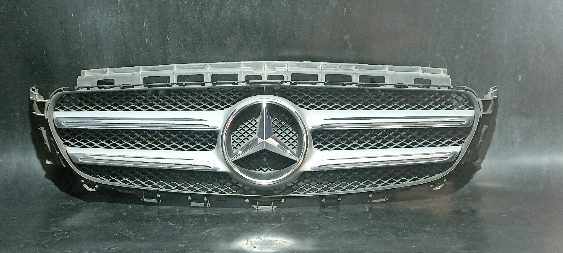 Grelha Frontal MERCEDES-BENZ E-CLASS T-Model (S213) | 16 - 