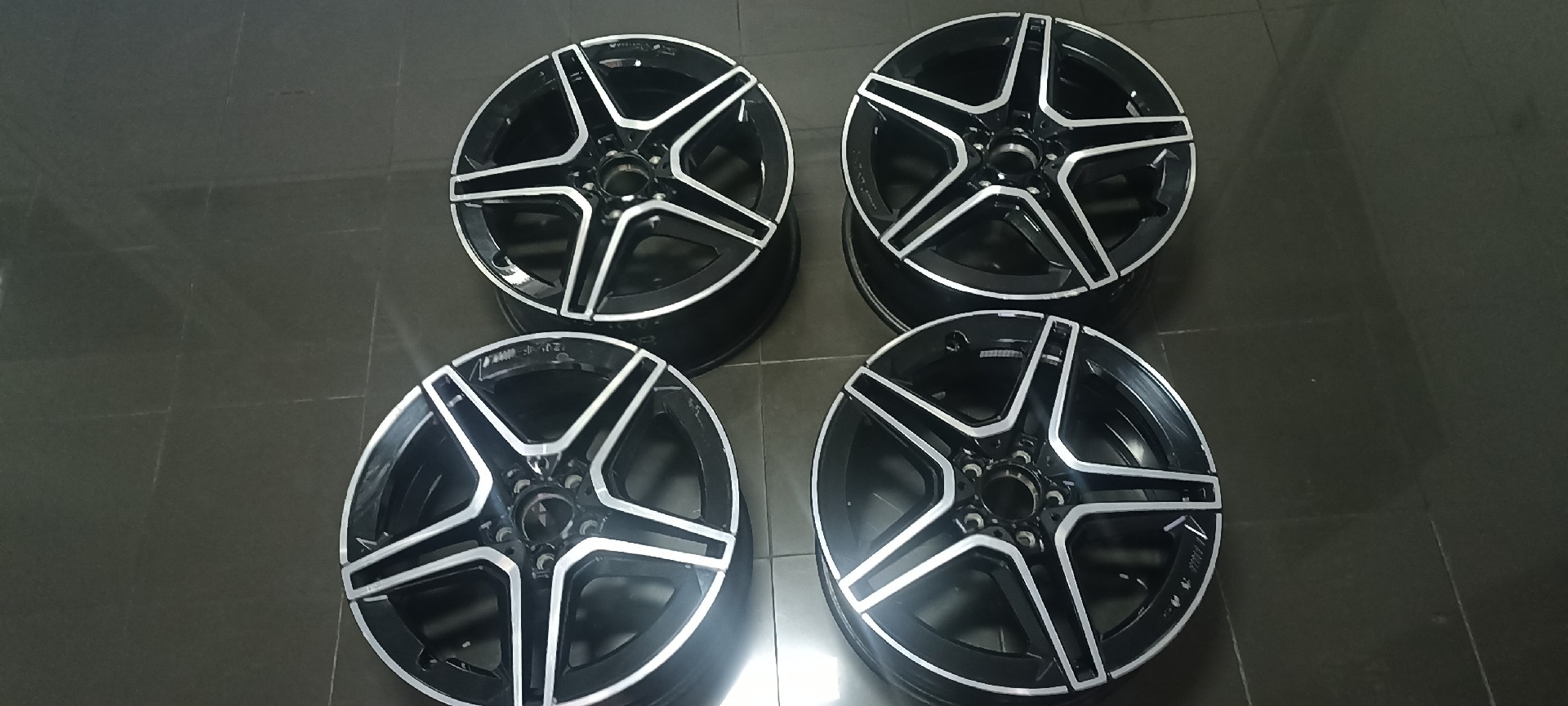 Conjunto de Jantes MERCEDES-BENZ CLA (C118) | 19 - 