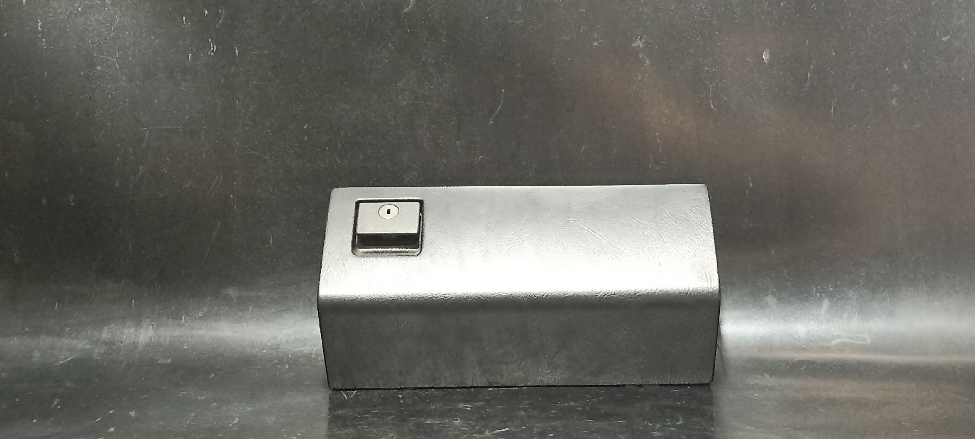 Porta Luvas MERCEDES-BENZ C-CLASS (W202) | 93 - 00