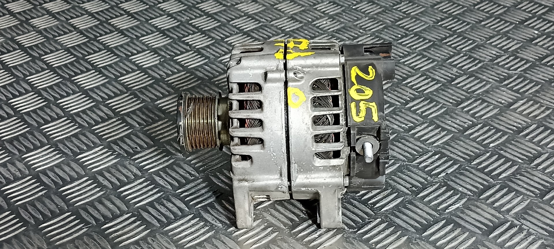 Alternador MERCEDES-BENZ C-CLASS (W205) | 13 - 