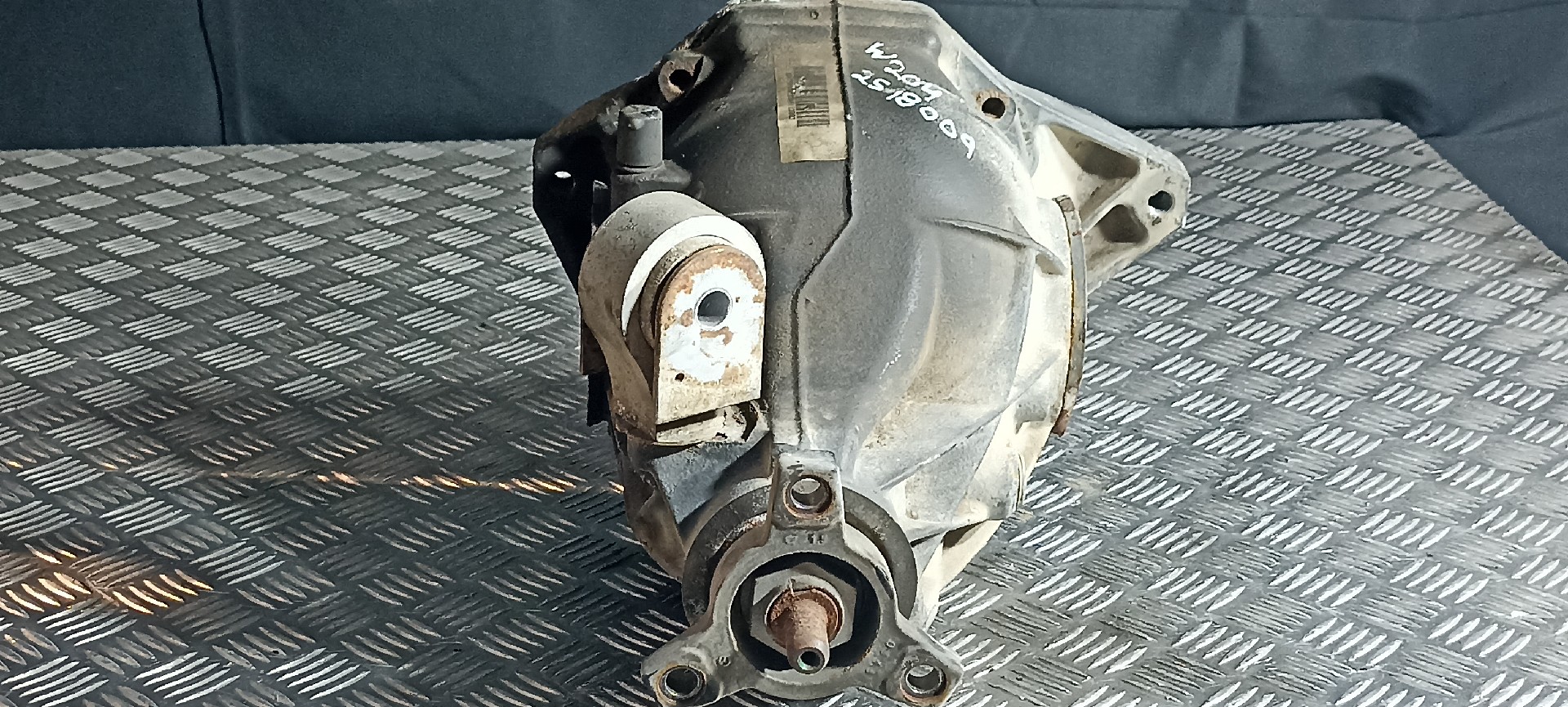 Diferencial MERCEDES-BENZ C-CLASS (W204) | 07 - 15