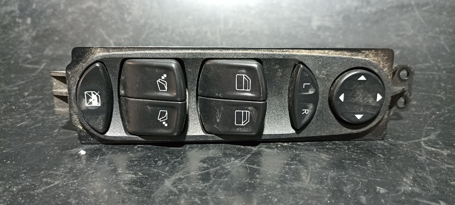 Comando Vidros MERCEDES-BENZ VIANO (W639) | 03 - 