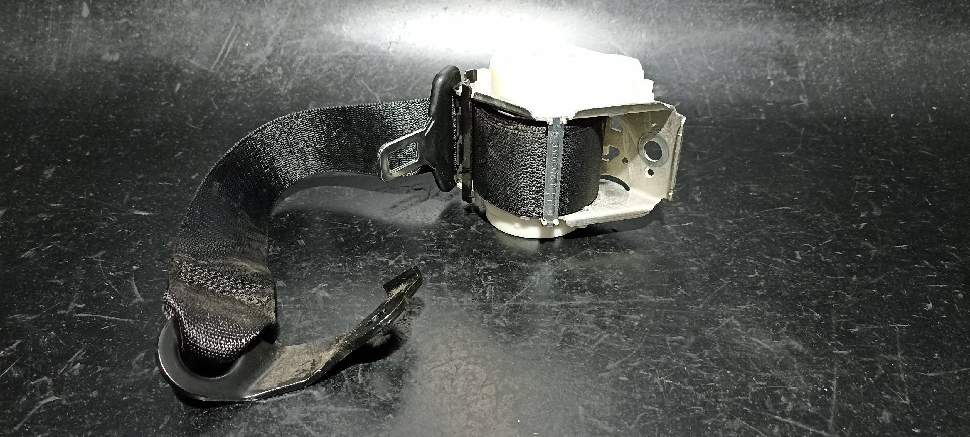 Cinto / Pré-tensor MERCEDES-BENZ C-CLASS (W205) | 13 - 