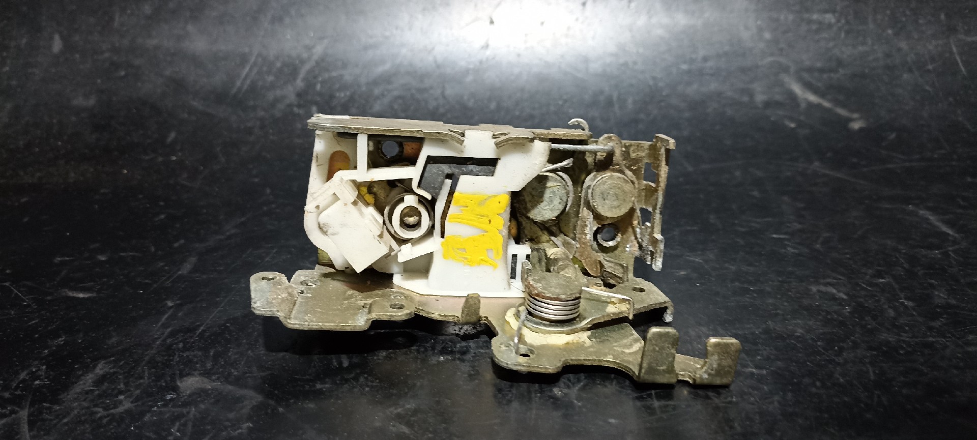 Fecho Porta MERCEDES-BENZ VITO Caixa (638) | 97 - 03