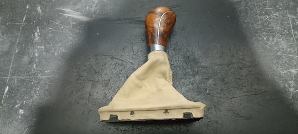 Moca de Velocidades MERCEDES-BENZ CLS (C219) | 04 - 11 Imagem-1