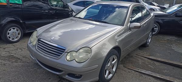 C-CLASS Coupe Sport  MERCEDES-BENZ C-CLASS Coupe Sport (CL203) | 01 - 11
