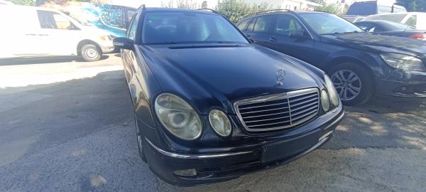 MERCEDES-BENZ E-CLASS T-Model 