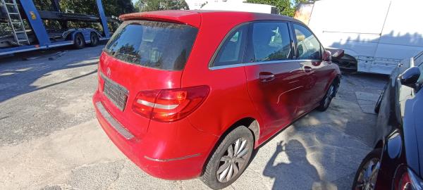 MERCEDES-BENZ B-CLASS 