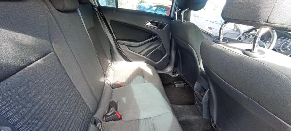 A-CLASS  MERCEDES-BENZ A-CLASS (W176) | 12 - 18 Imagem-2