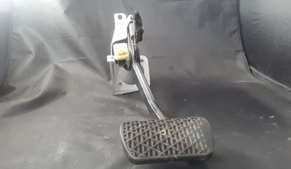 Pedal MERCEDES-BENZ CLK (C208) | 97 - 03