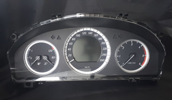 Painel Instrumentos MERCEDES-BENZ C-CLASS (W204) | 07 - 15