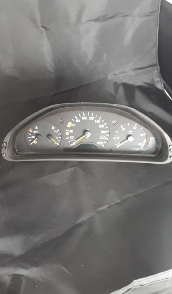 Painel Instrumentos MERCEDES-BENZ E-CLASS (W210) | 95 - 03